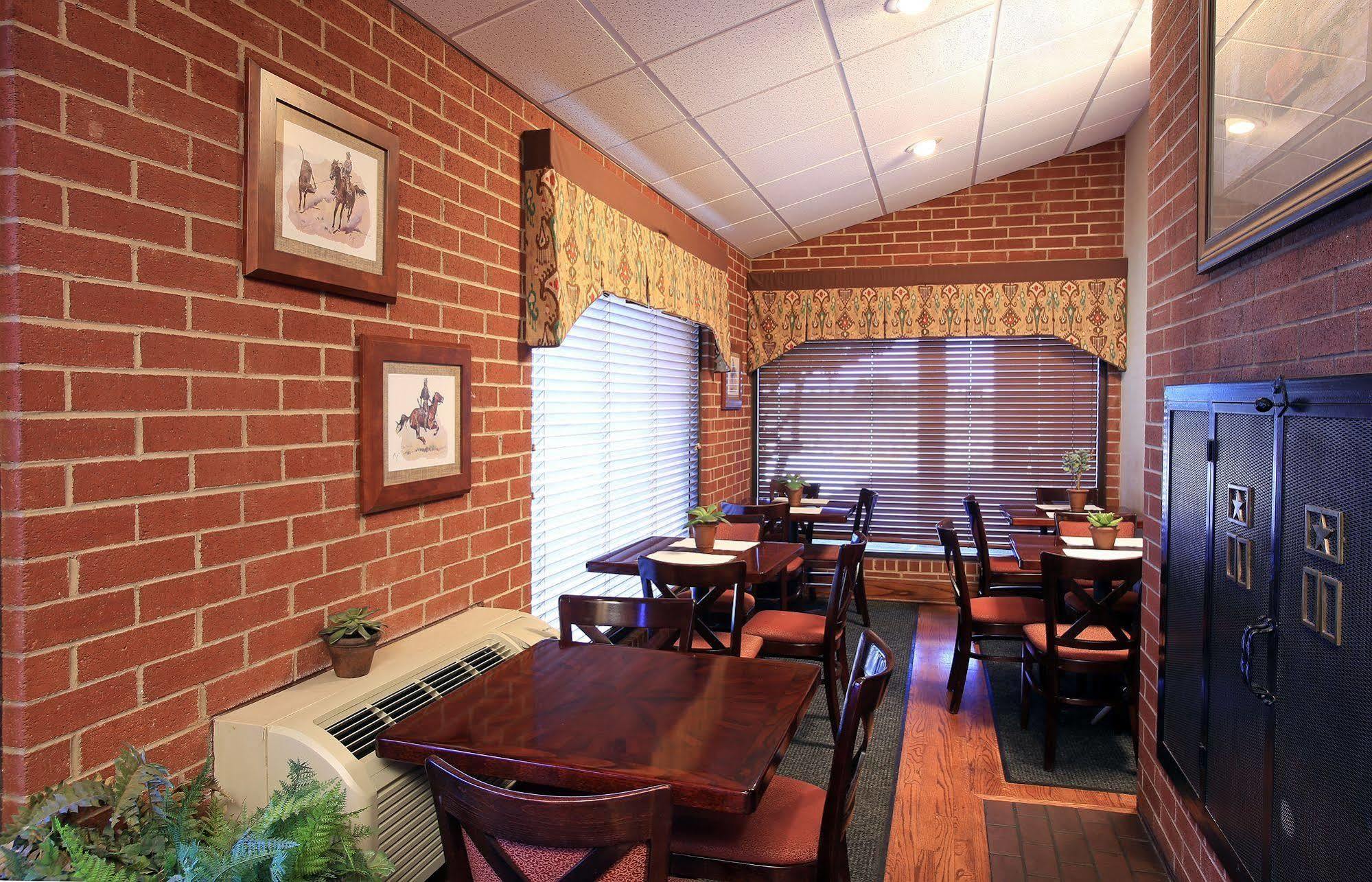 Plaza Inn Midland Dış mekan fotoğraf