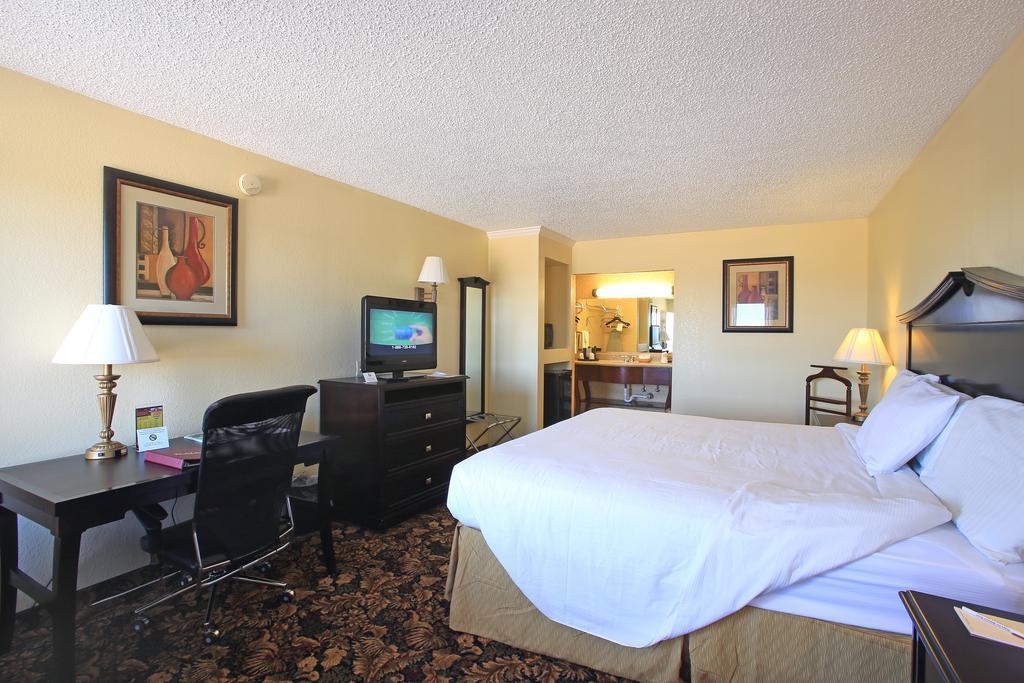 Plaza Inn Midland Dış mekan fotoğraf